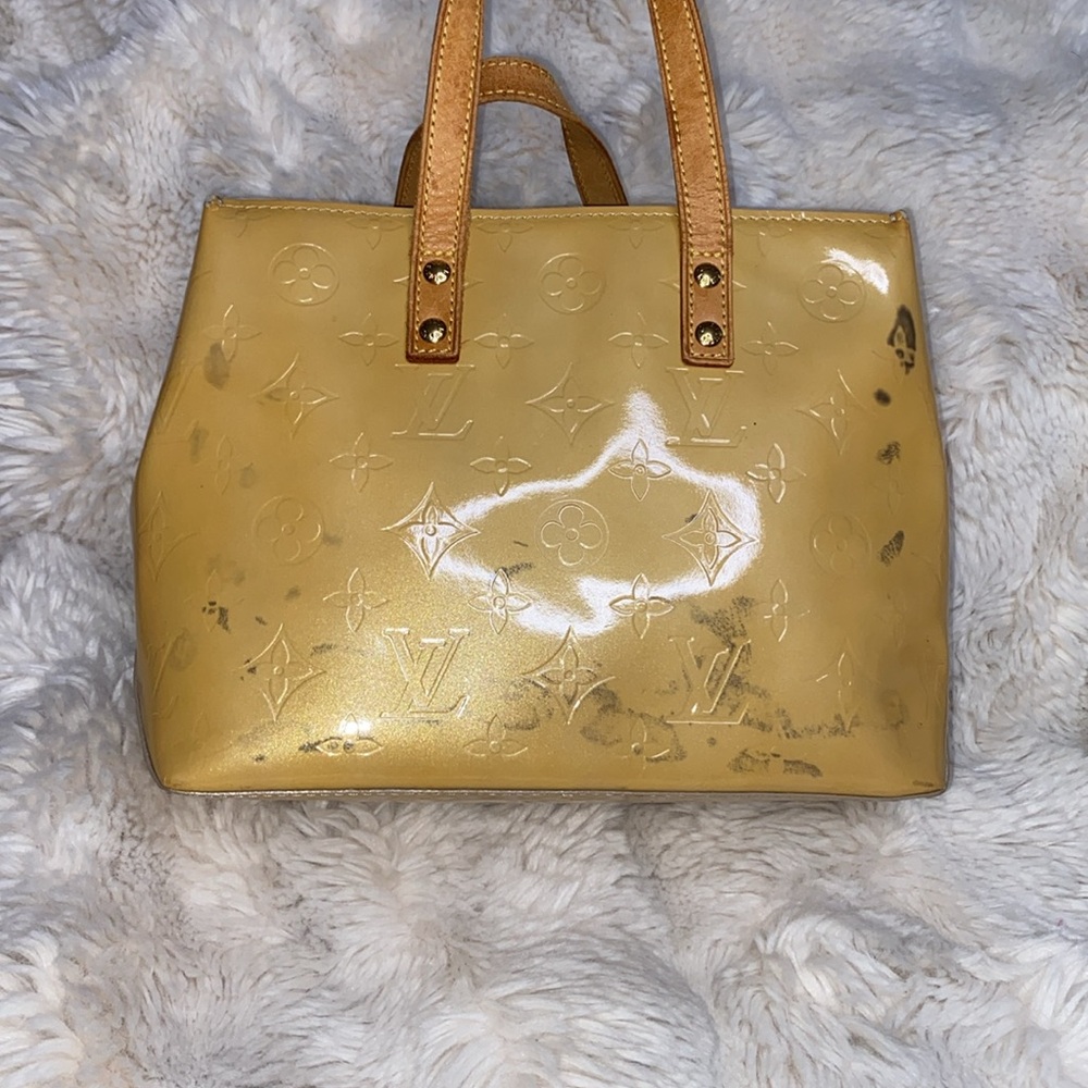 LOUIS VUITTON VERNIS READE PM HANDBAG
